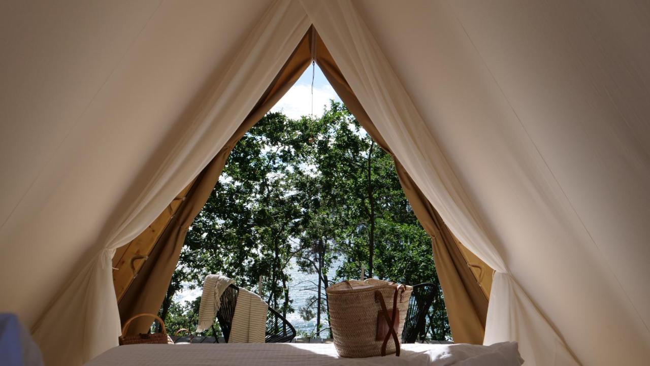 Отель Amaraxe Ecoglamping Миньортос Экстерьер фото